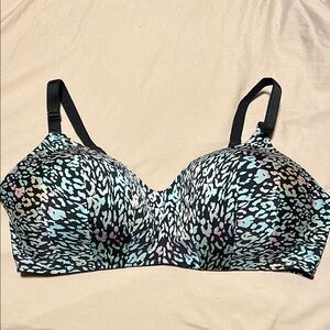 Torrid wireless Leopard Print Women's Bra size 42DDD
